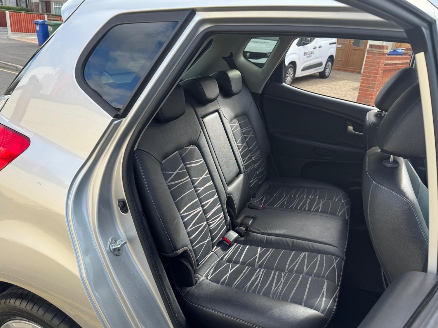 Used Kia Venga 2013 for sale - 76135985: Photo 32