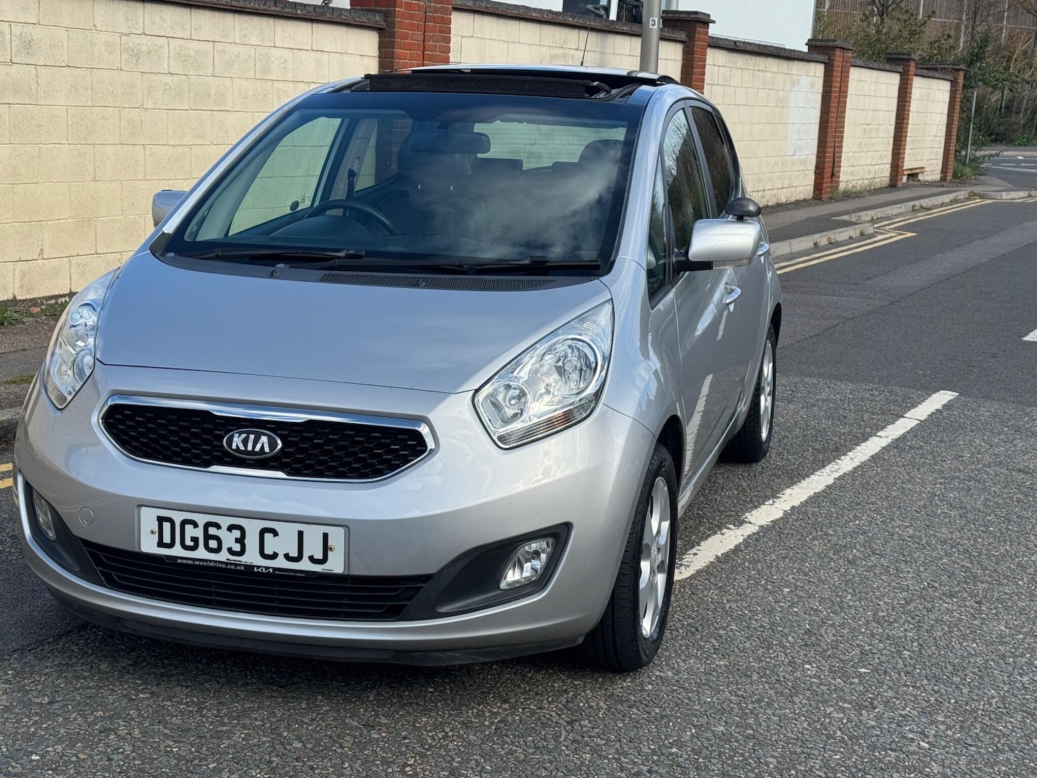 Used Kia Venga 2013 for sale - 76135985: Photo 4