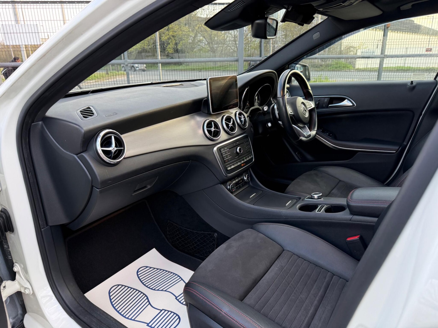 Used Mercedes-Benz GLA 2015 for sale - 78086371: Photo 17