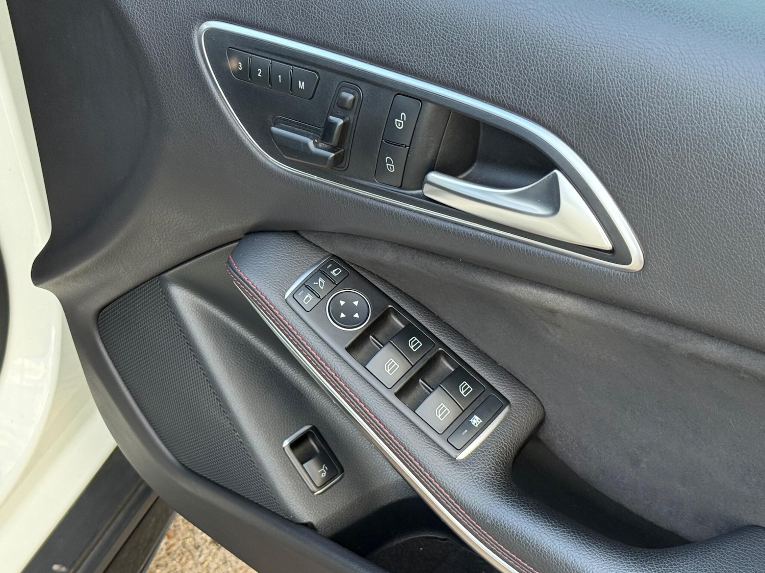 Used Mercedes-Benz GLA 2015 for sale - 78086371: Photo 35