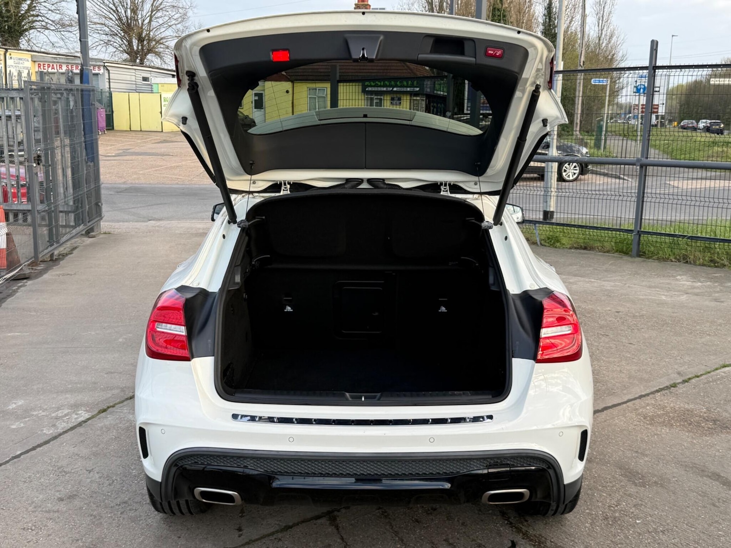 Used Mercedes-Benz GLA 2015 for sale - 78086371: Photo 43