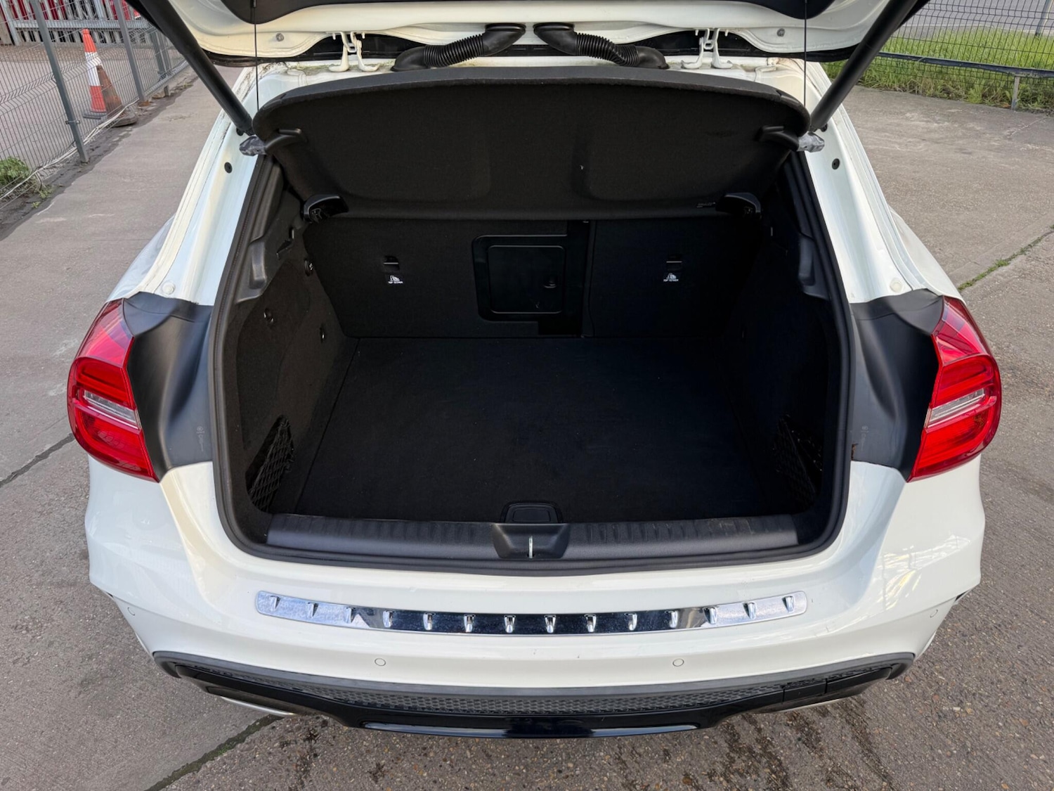 Used Mercedes-Benz GLA 2015 for sale - 78086371: Photo 44