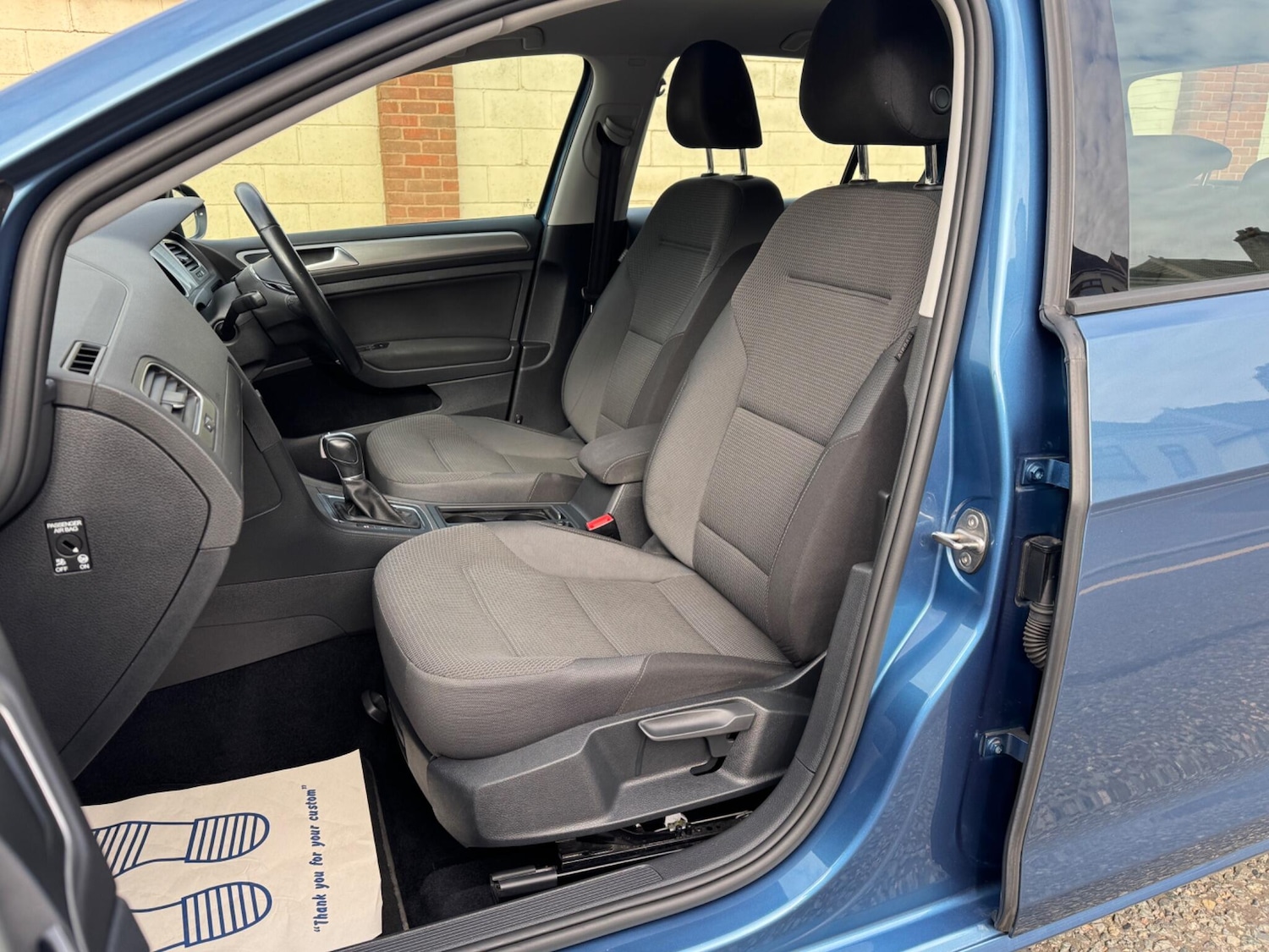 Used Volkswagen Golf 2017 for sale - 76994006: Photo 23