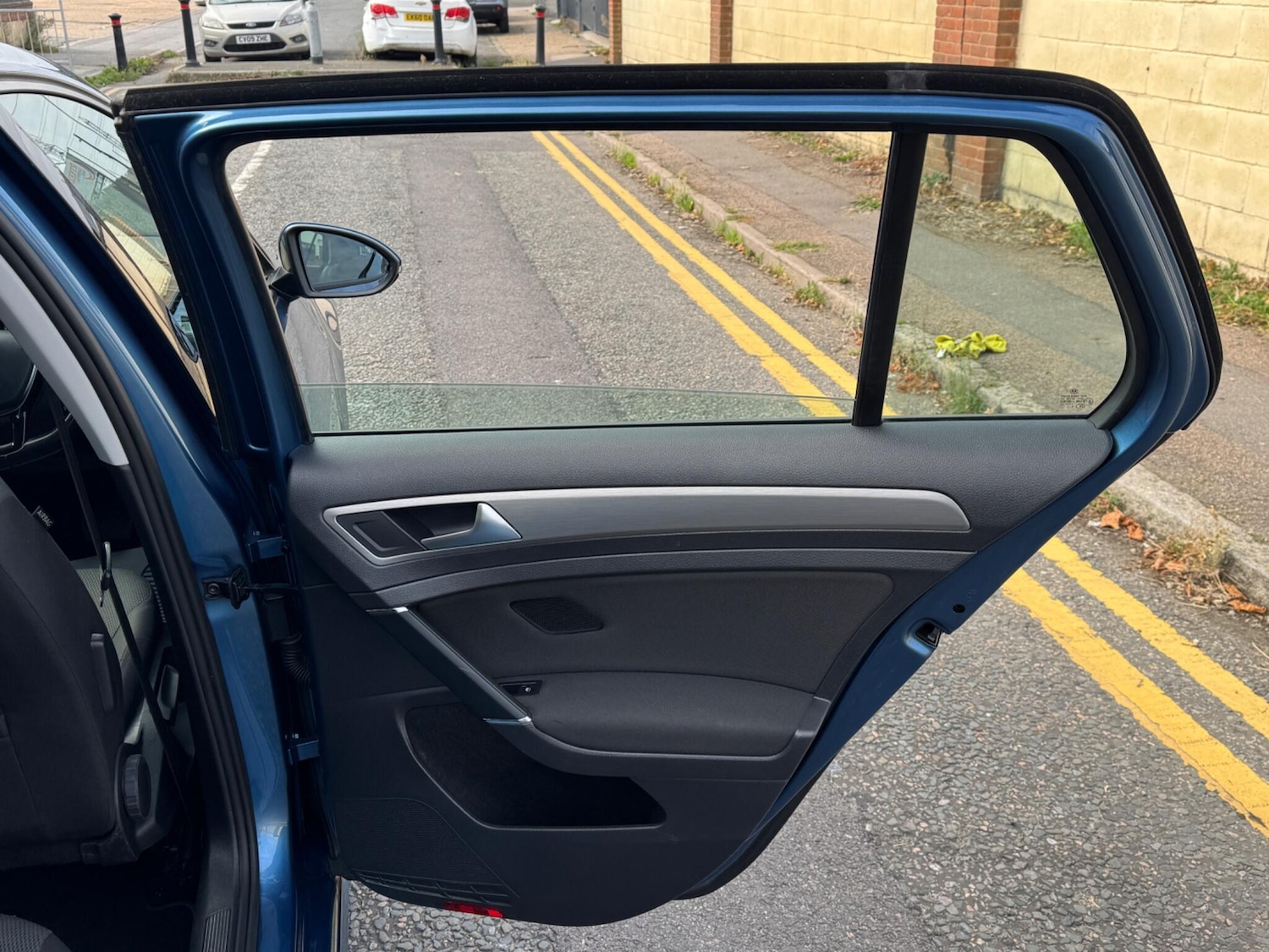 Used Volkswagen Golf 2017 for sale - 76994006: Photo 32