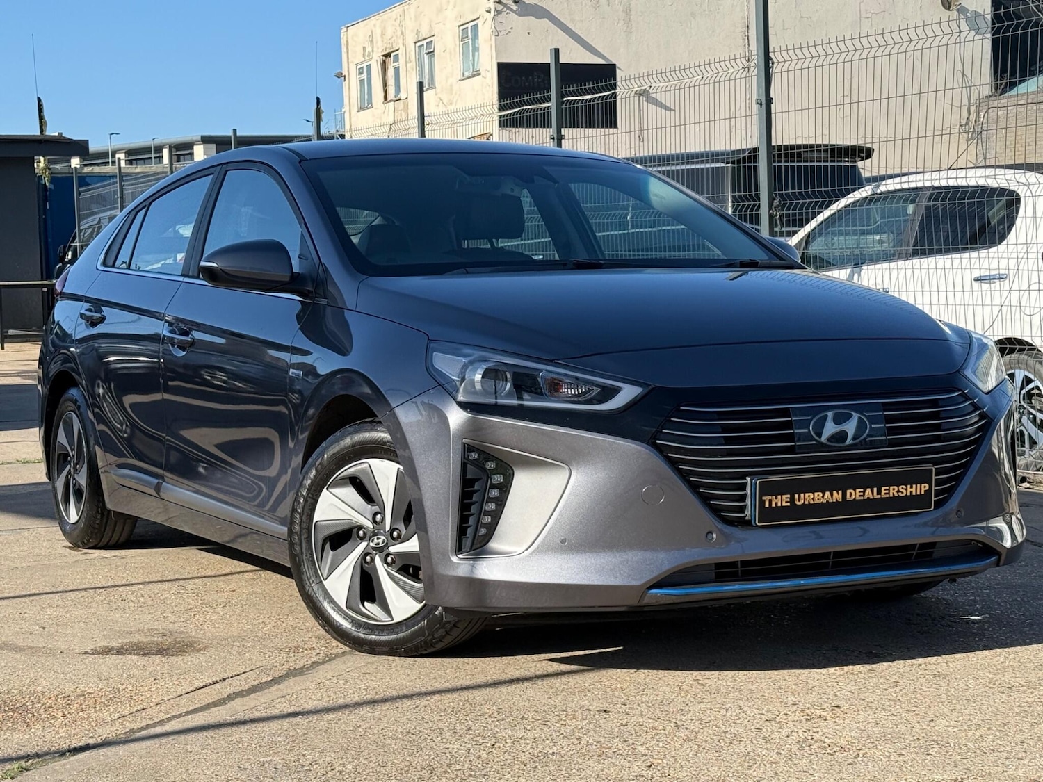 Used Hyundai IONIQ for sale - 77926266: Photo 2
