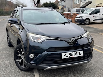 (66) - 2.0 V-Matic Icon CVT 4WD Euro 6 (s/s) 5dr (Safety Sense, SNav)