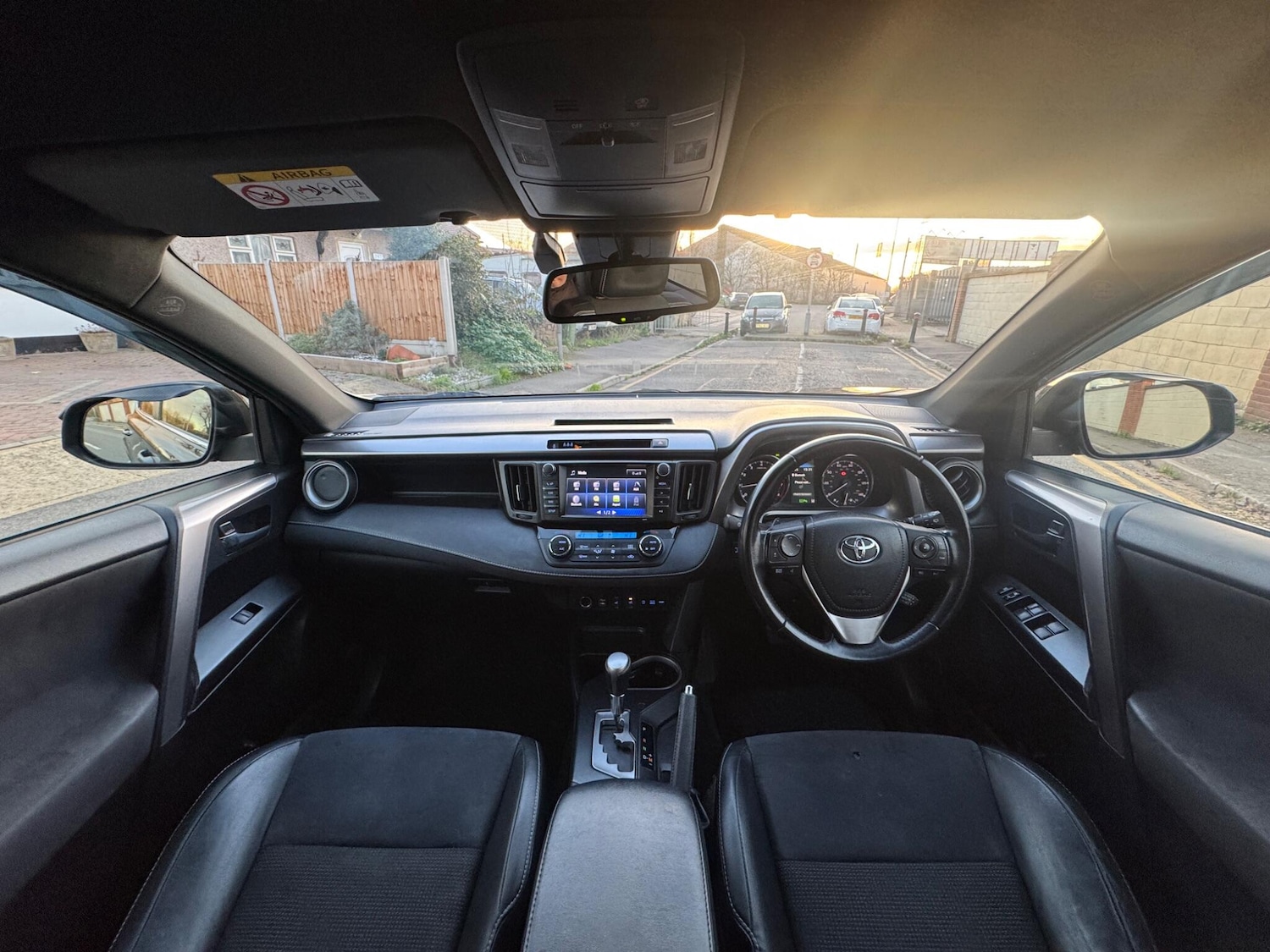 Used Toyota RAV4 2016 for sale - 77066574: Photo 36