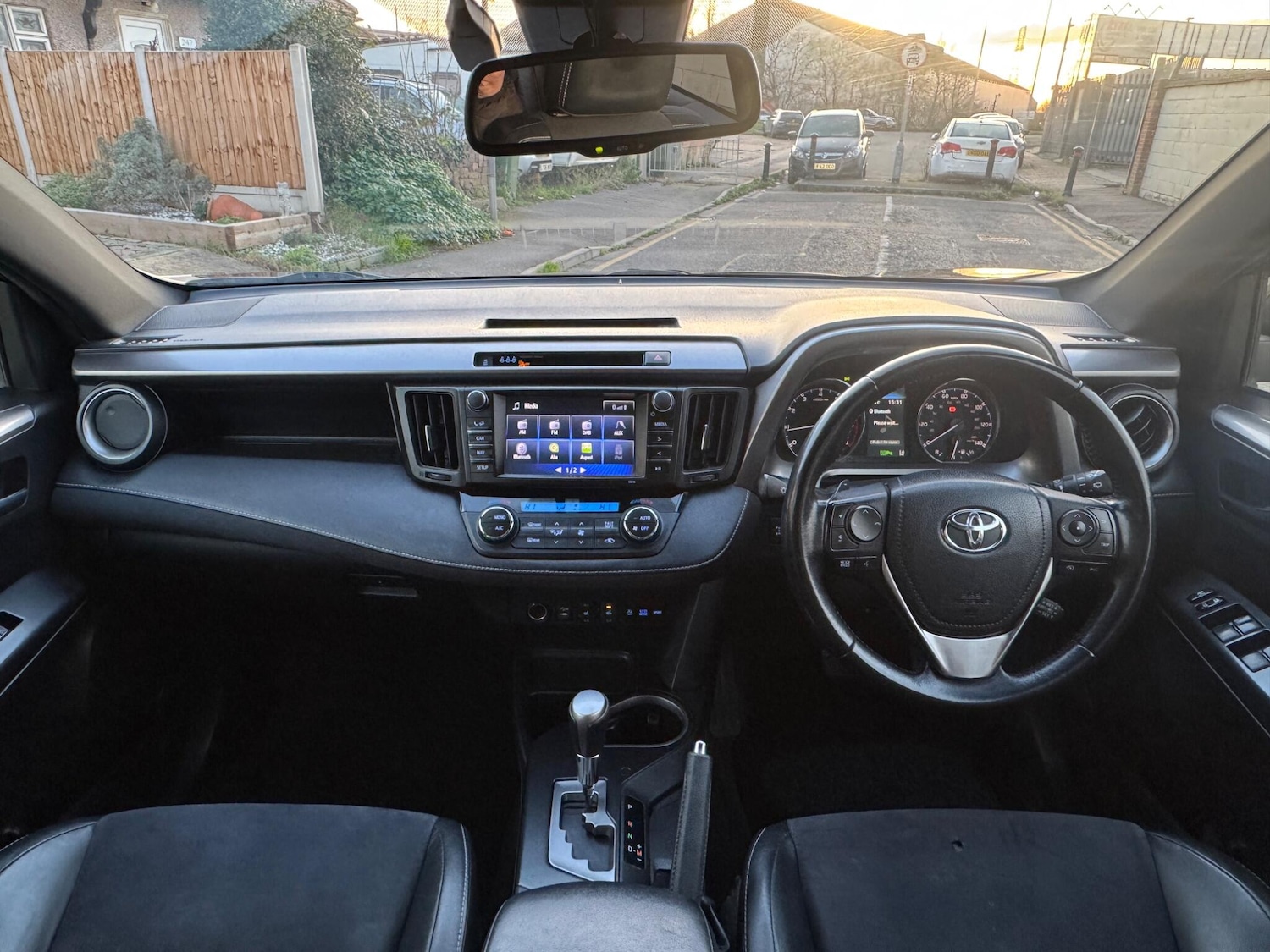 Used Toyota RAV4 2016 for sale - 77066574: Photo 37