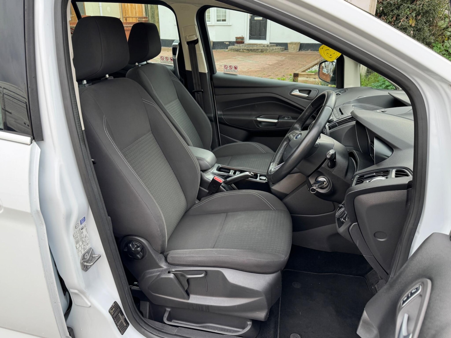 Used Ford Grand C-Max 2016 for sale - 76752584: Photo 18