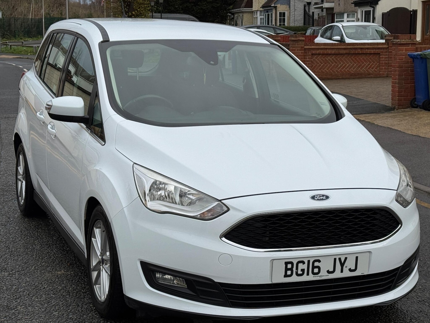 Used Ford Grand C-Max 2016 for sale - 76752584: Photo 2