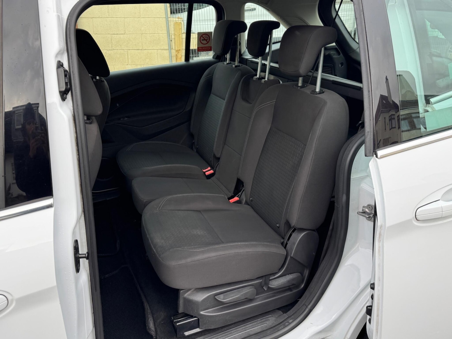 Used Ford Grand C-Max 2016 for sale - 76752584: Photo 24