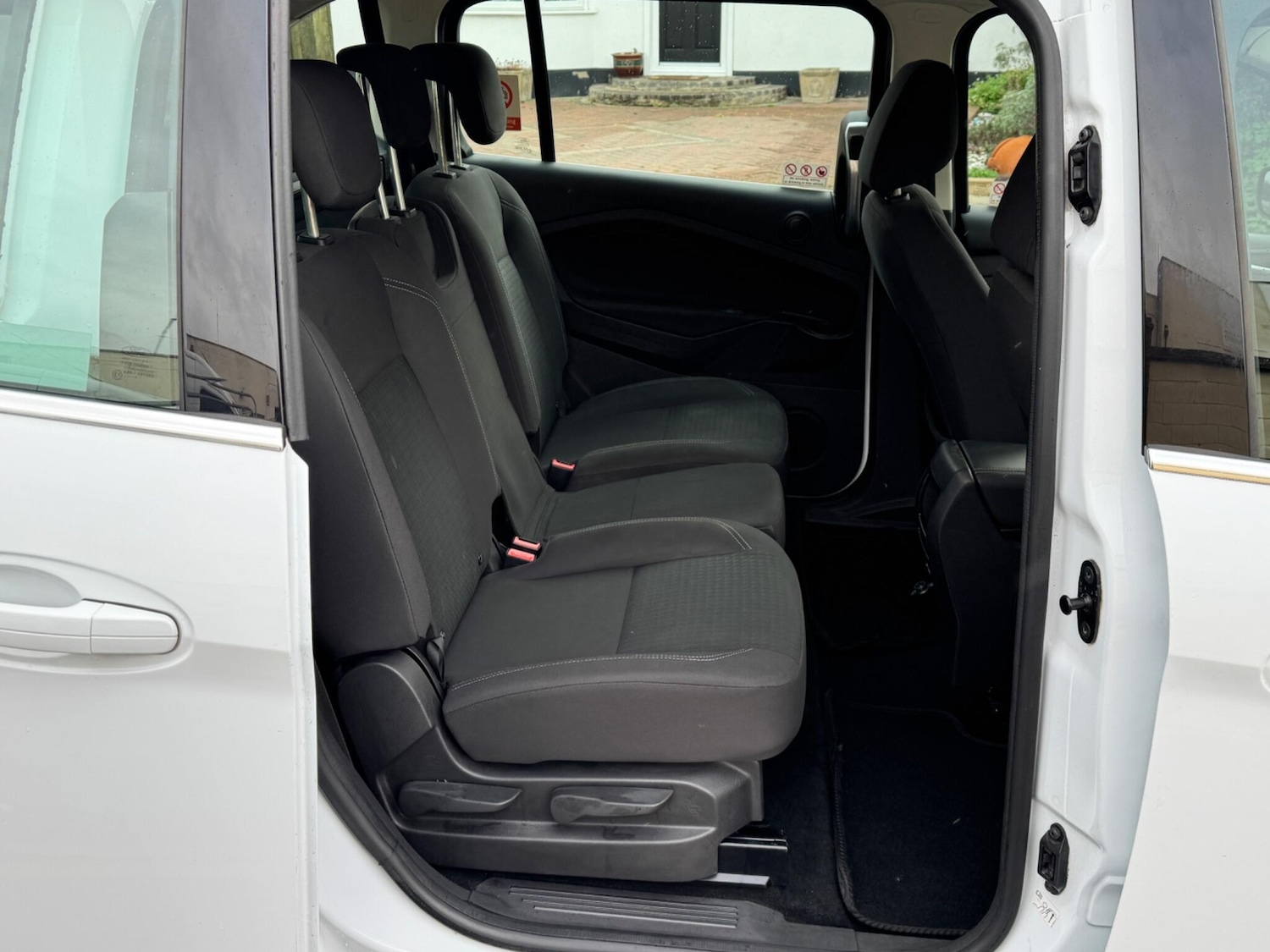 Used Ford Grand C-Max 2016 for sale - 76752584: Photo 27