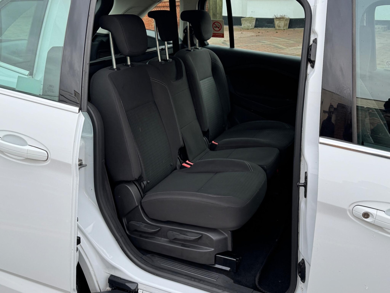 Used Ford Grand C-Max 2016 for sale - 76752584: Photo 30