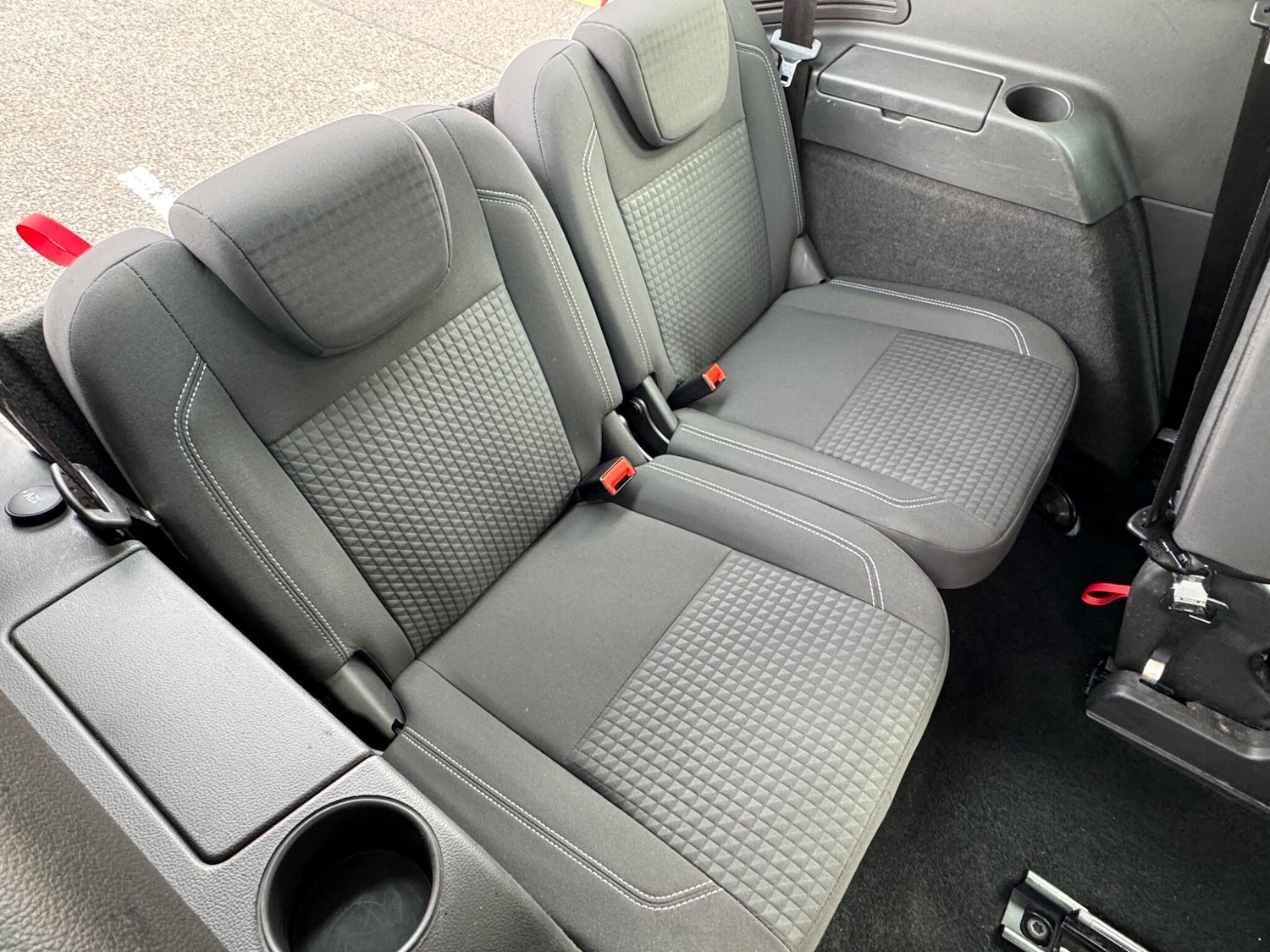 Used Ford Grand C-Max 2016 for sale - 76752584: Photo 35