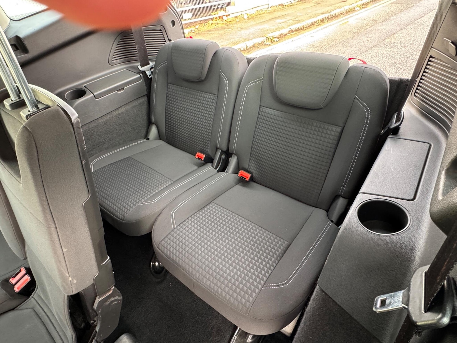 Used Ford Grand C-Max 2016 for sale - 76752584: Photo 37