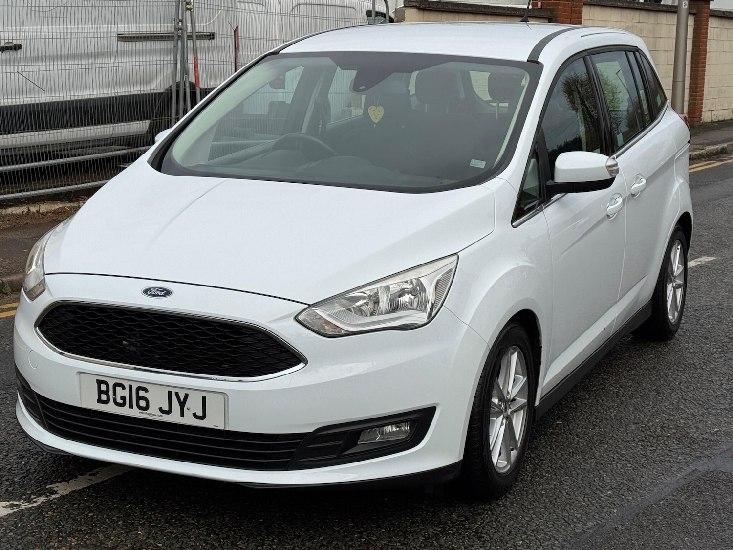 Used Ford Grand C-Max 2016 for sale - 76752584: Photo 4