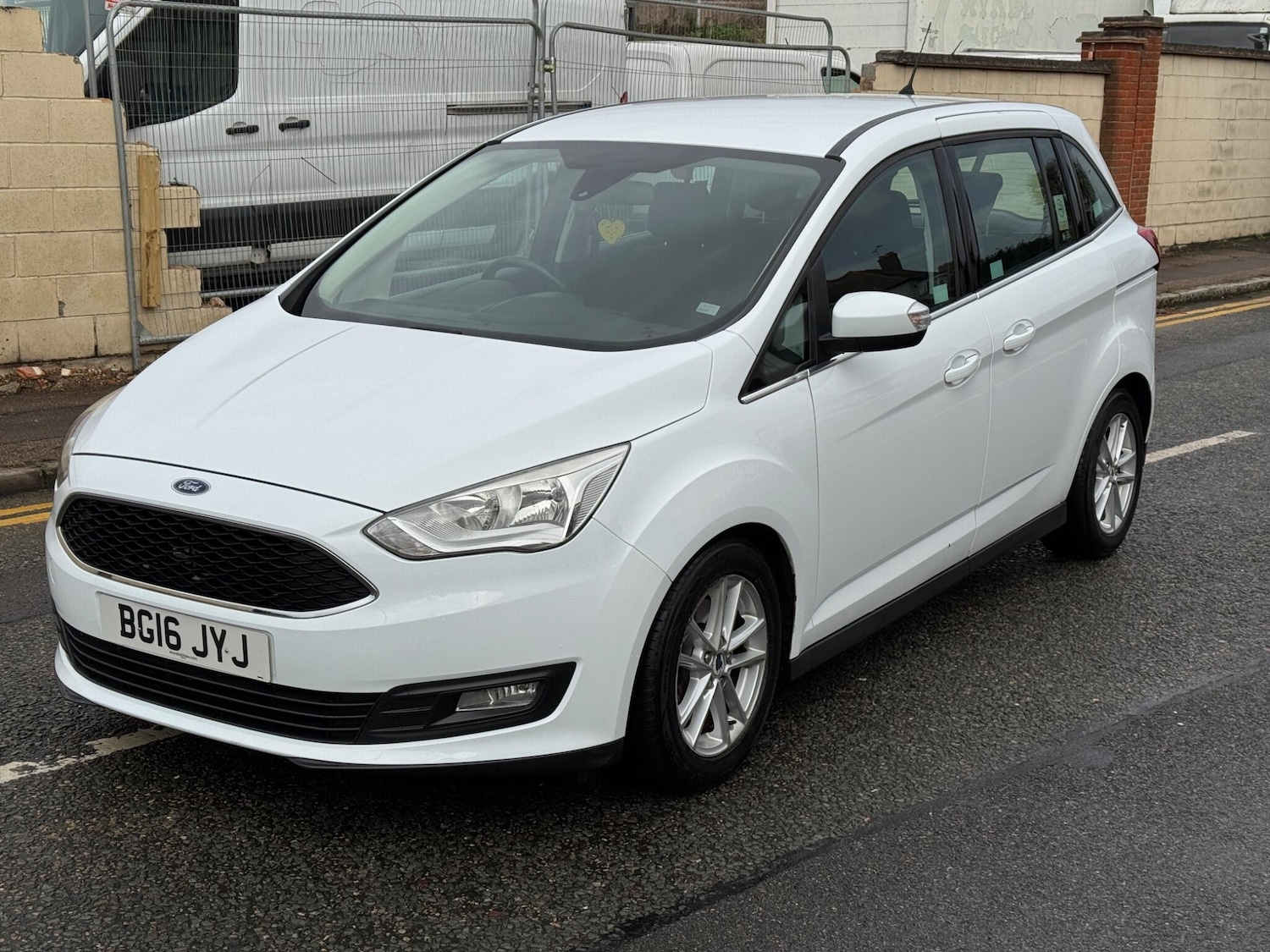 Used Ford Grand C-Max 2016 for sale - 76752584: Photo 5