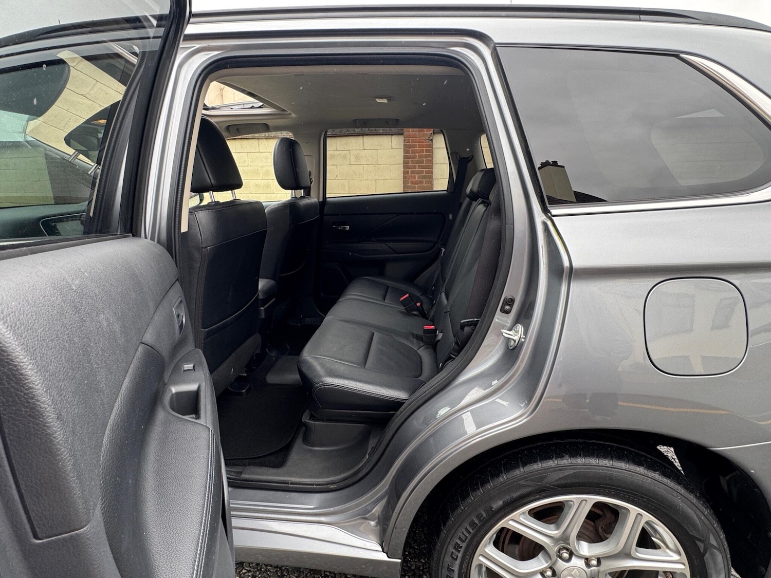 Used Mitsubishi Outlander 2014 for sale - 76167371: Photo 23