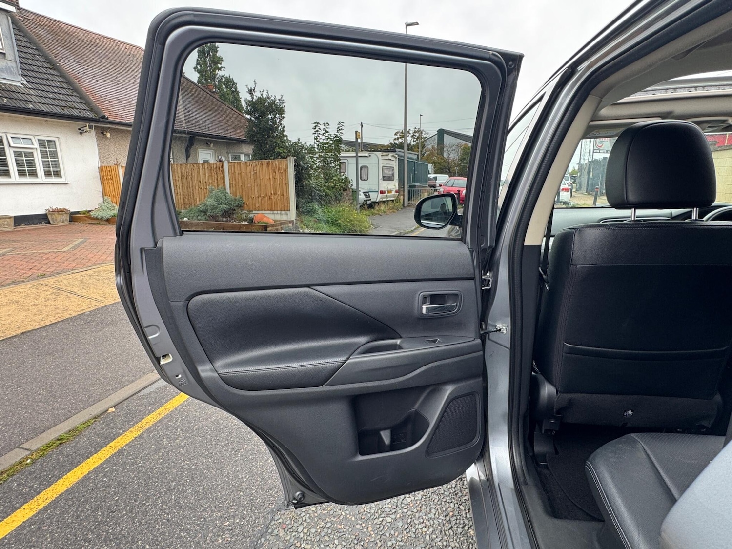 Used Mitsubishi Outlander 2014 for sale - 76167371: Photo 25