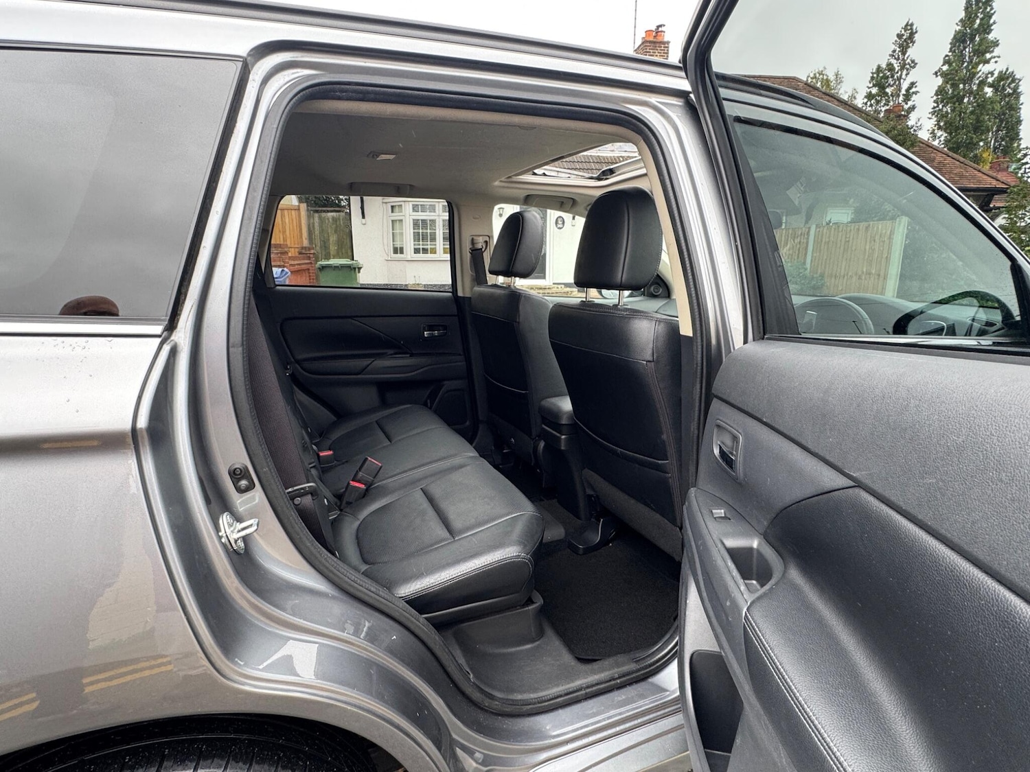 Used Mitsubishi Outlander 2014 for sale - 76167371: Photo 28