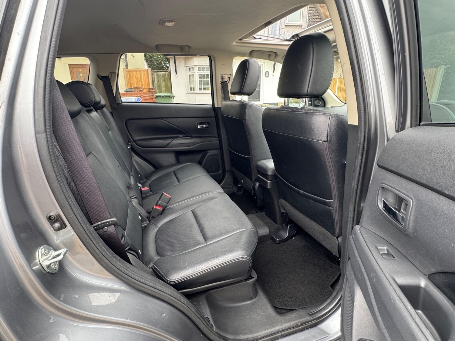 Used Mitsubishi Outlander 2014 for sale - 76167371: Photo 29