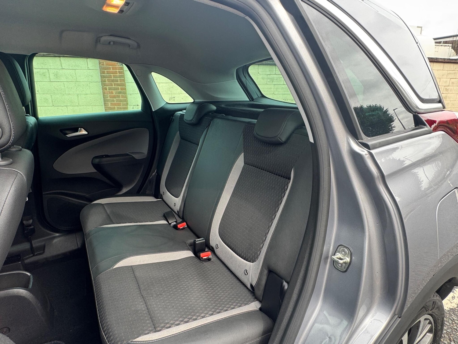 Vehicle 28