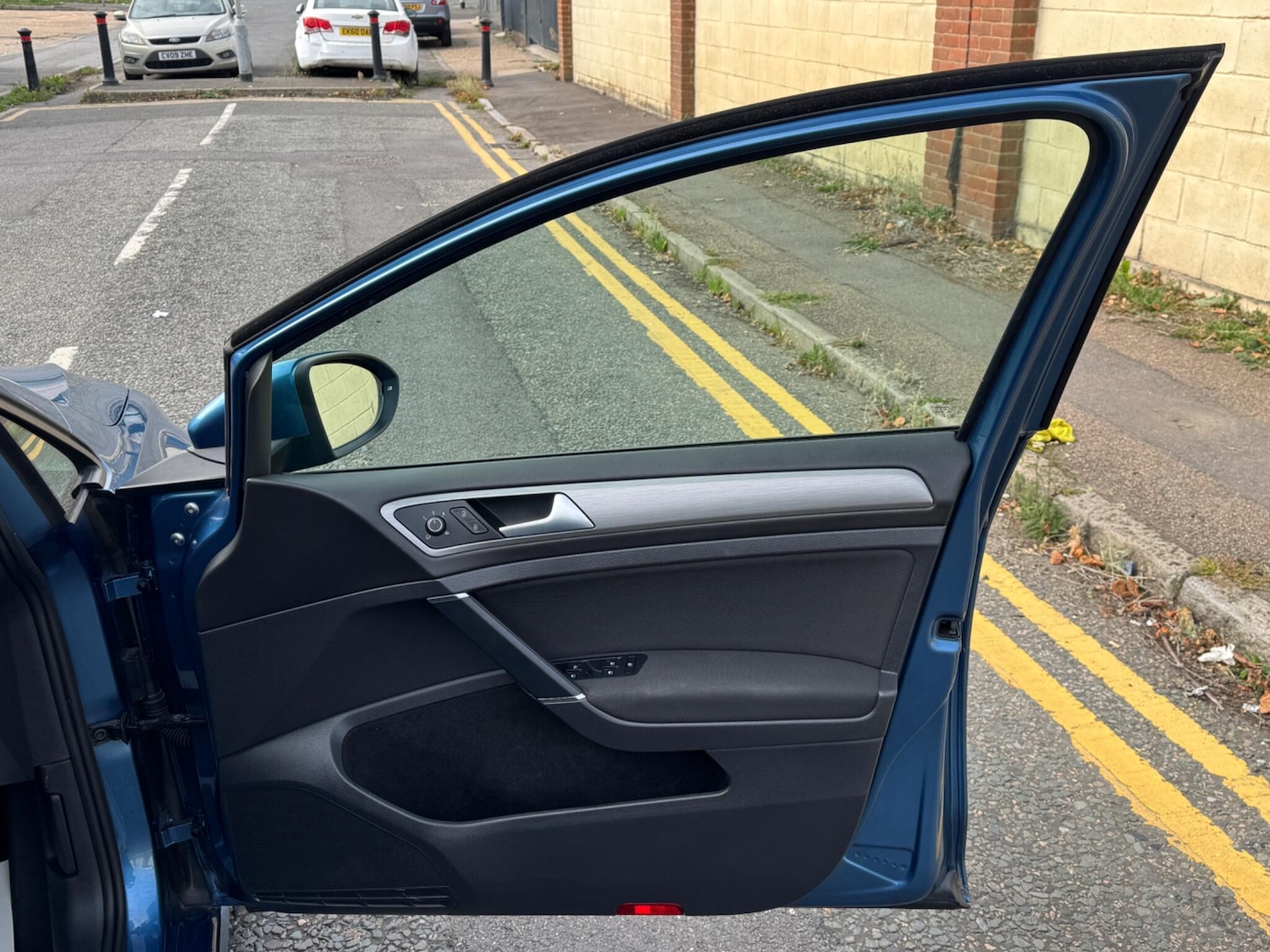 Used Volkswagen Golf 2017 for sale - 76251411: Photo 17