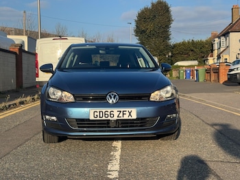 Used Volkswagen Golf 2017 for sale - 76251411: Photo 3