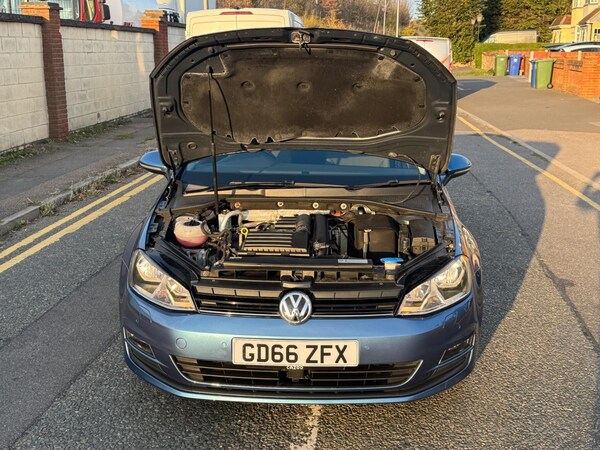 Used Volkswagen Golf 2017 for sale - 76251411: Photo 45