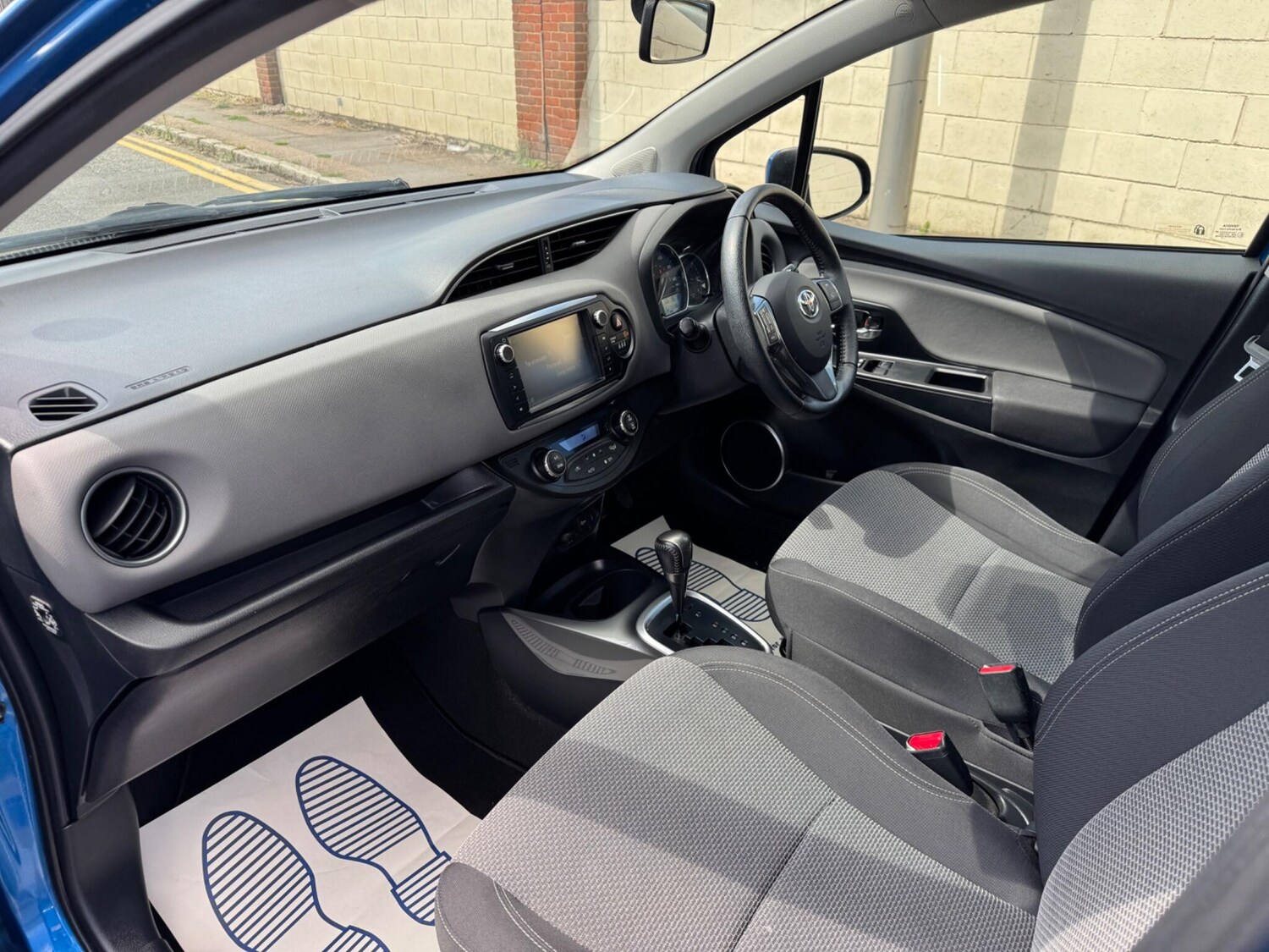 Vehicle 21