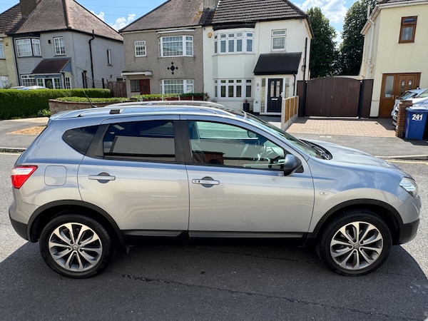 Used Nissan Qashqai 2010 for sale - 74631508: Photo 14