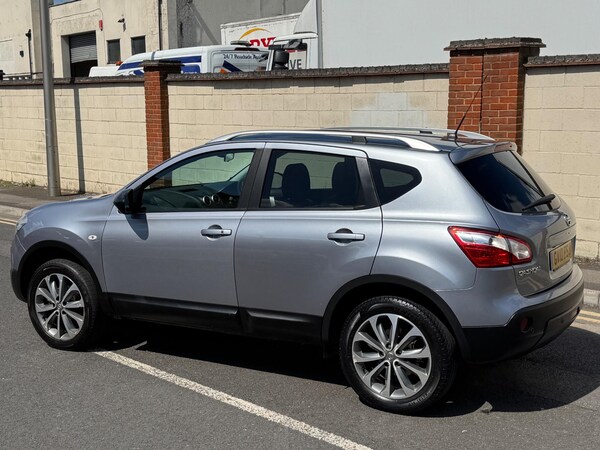 Used Nissan Qashqai 2010 for sale - 74631508: Photo 8