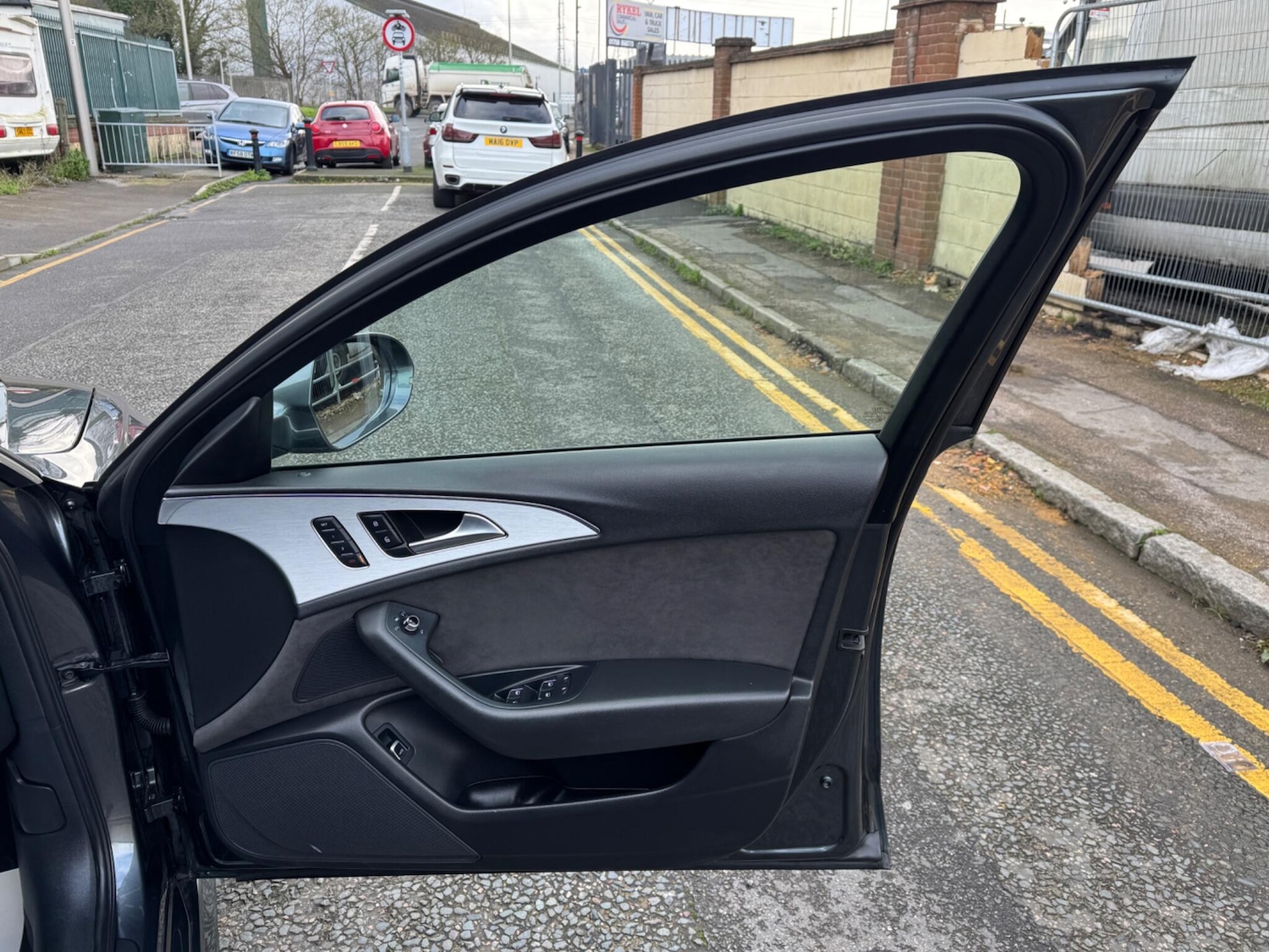 Used Audi A6 Saloon for sale - 77537491: Photo 18