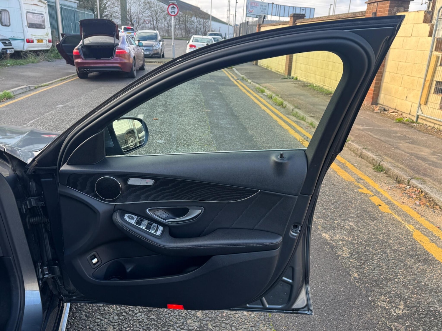 Used Mercedes-Benz C Class 2017 for sale - 77057491: Photo 15