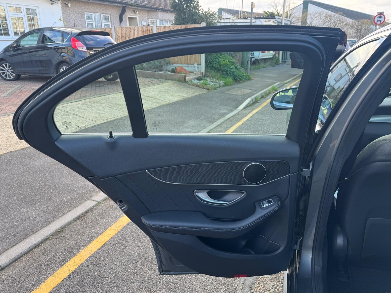 Used Mercedes-Benz C Class 2017 for sale - 77057491: Photo 25