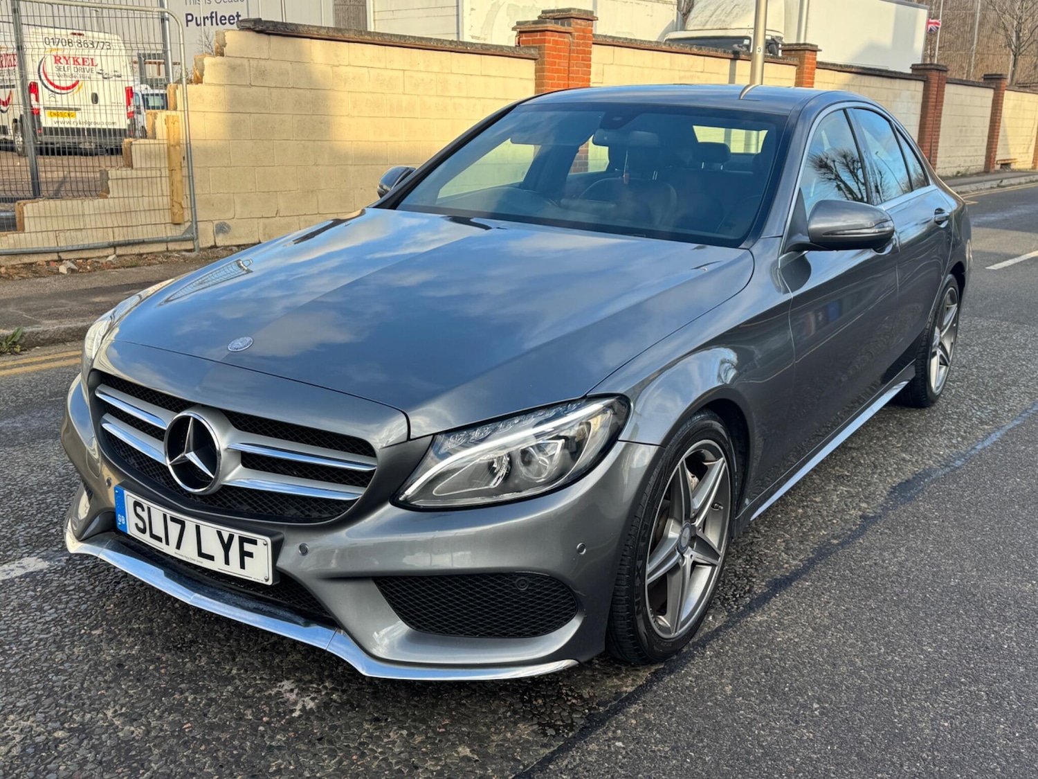 Used Mercedes-Benz C Class 2017 for sale - 77057491: Photo 4