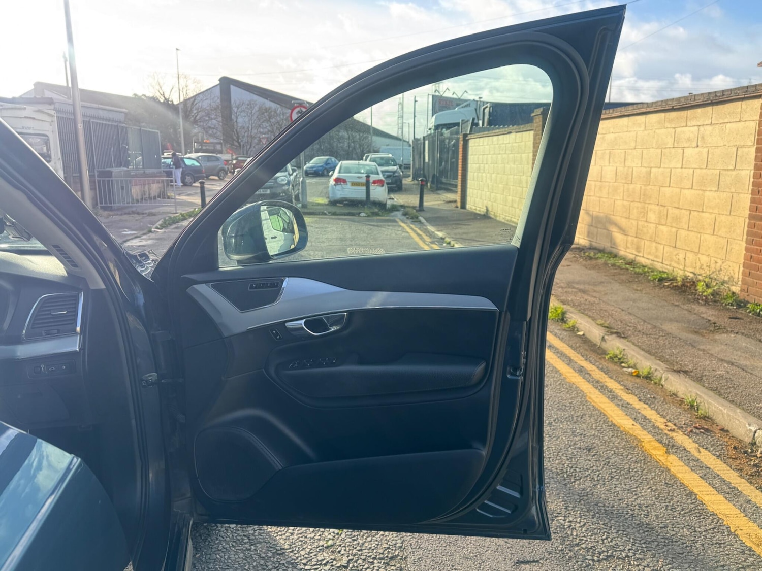 Used Volvo XC90 2017 for sale - 76849796: Photo 15