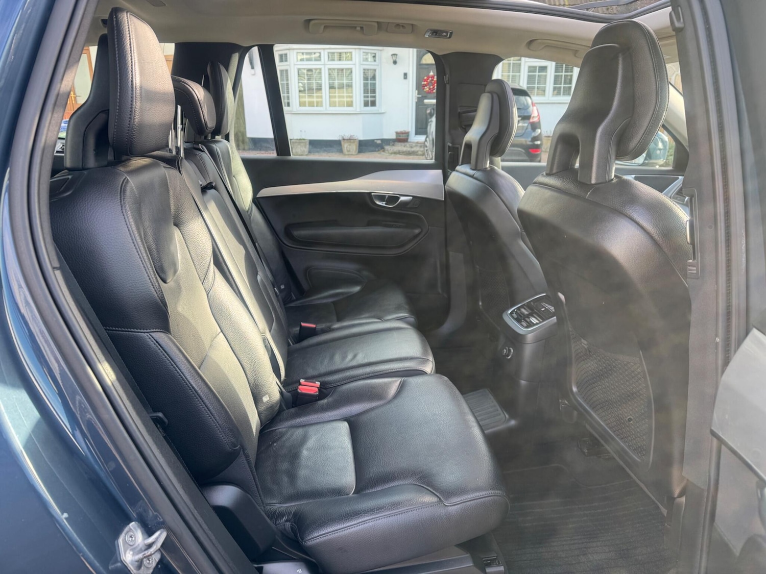 Used Volvo XC90 2017 for sale - 76849796: Photo 28