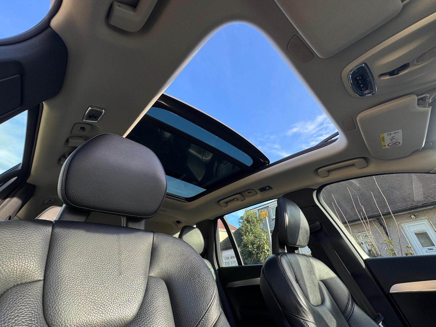 Used Volvo XC90 2017 for sale - 76849796: Photo 38