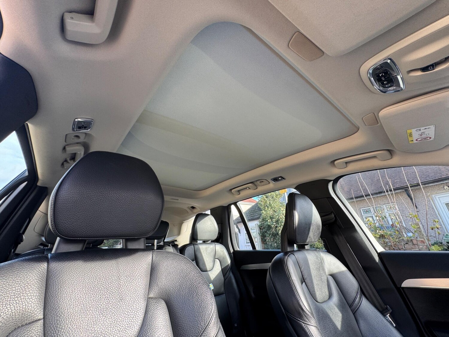 Used Volvo XC90 2017 for sale - 76849796: Photo 40