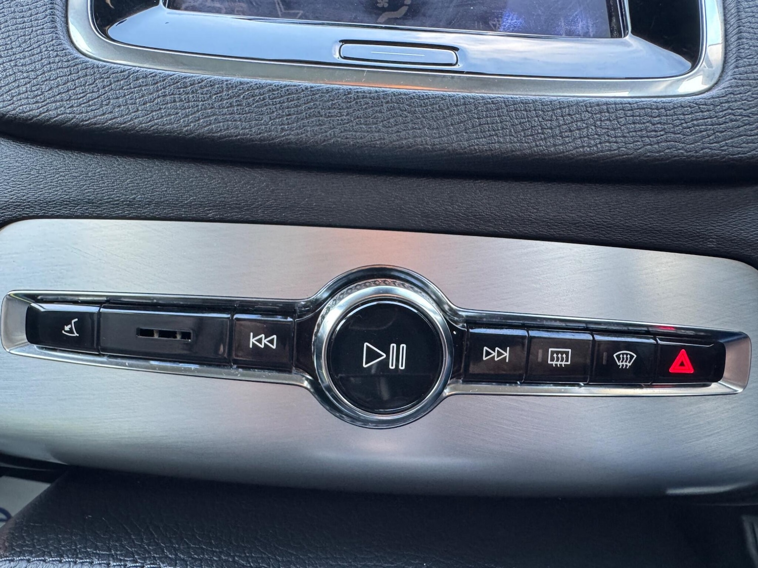 Used Volvo XC90 2017 for sale - 76849796: Photo 49