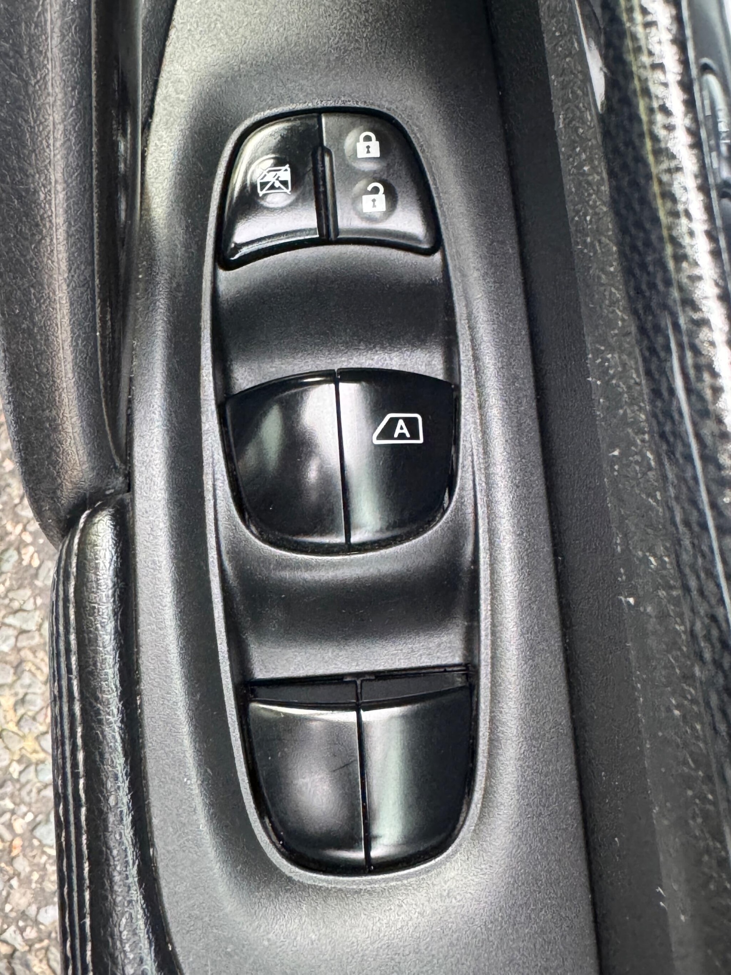 Used Nissan X-Trail 2017 for sale - 76965622: Photo 40