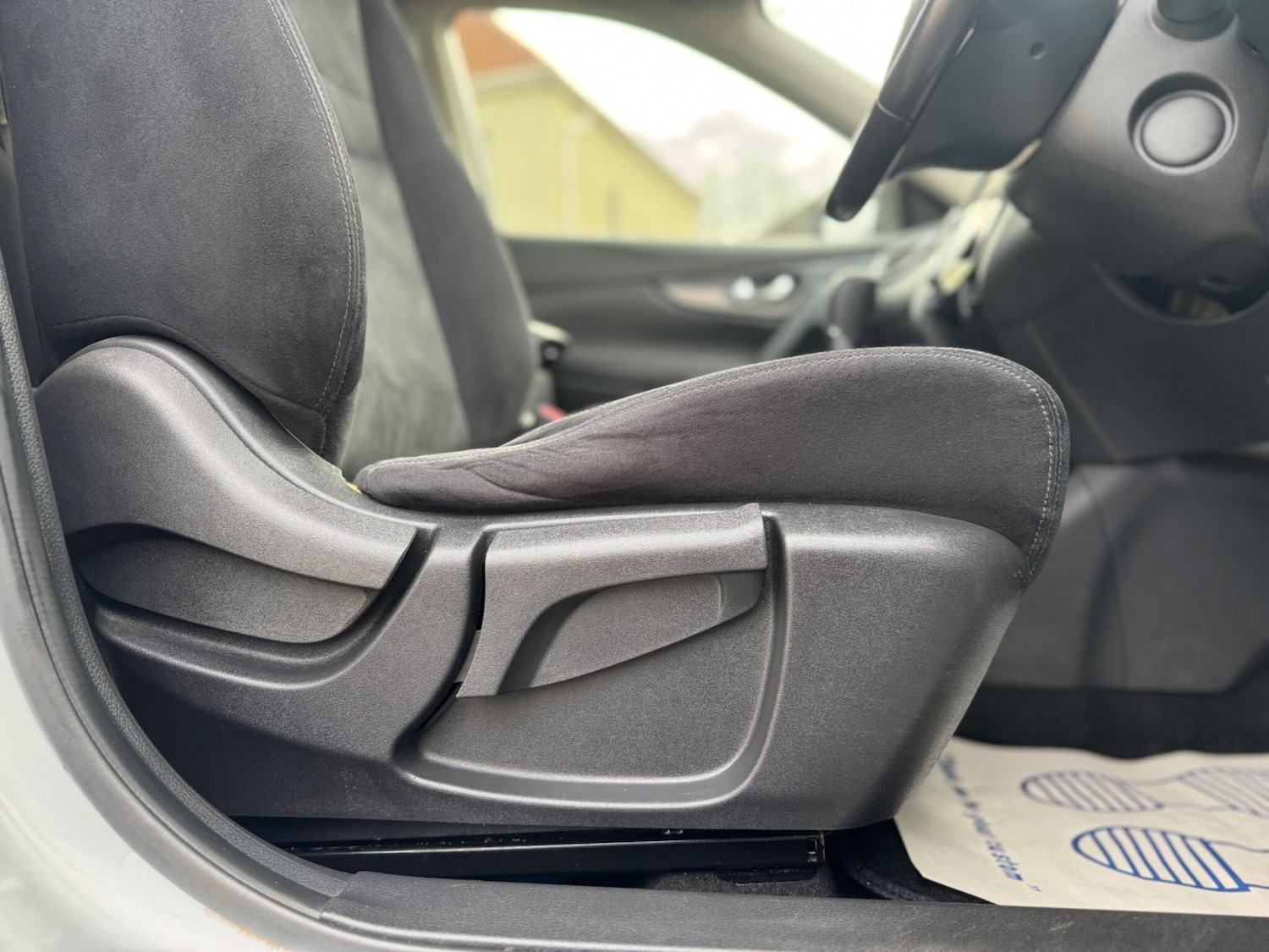 Used Nissan X-Trail 2017 for sale - 76965622: Photo 41