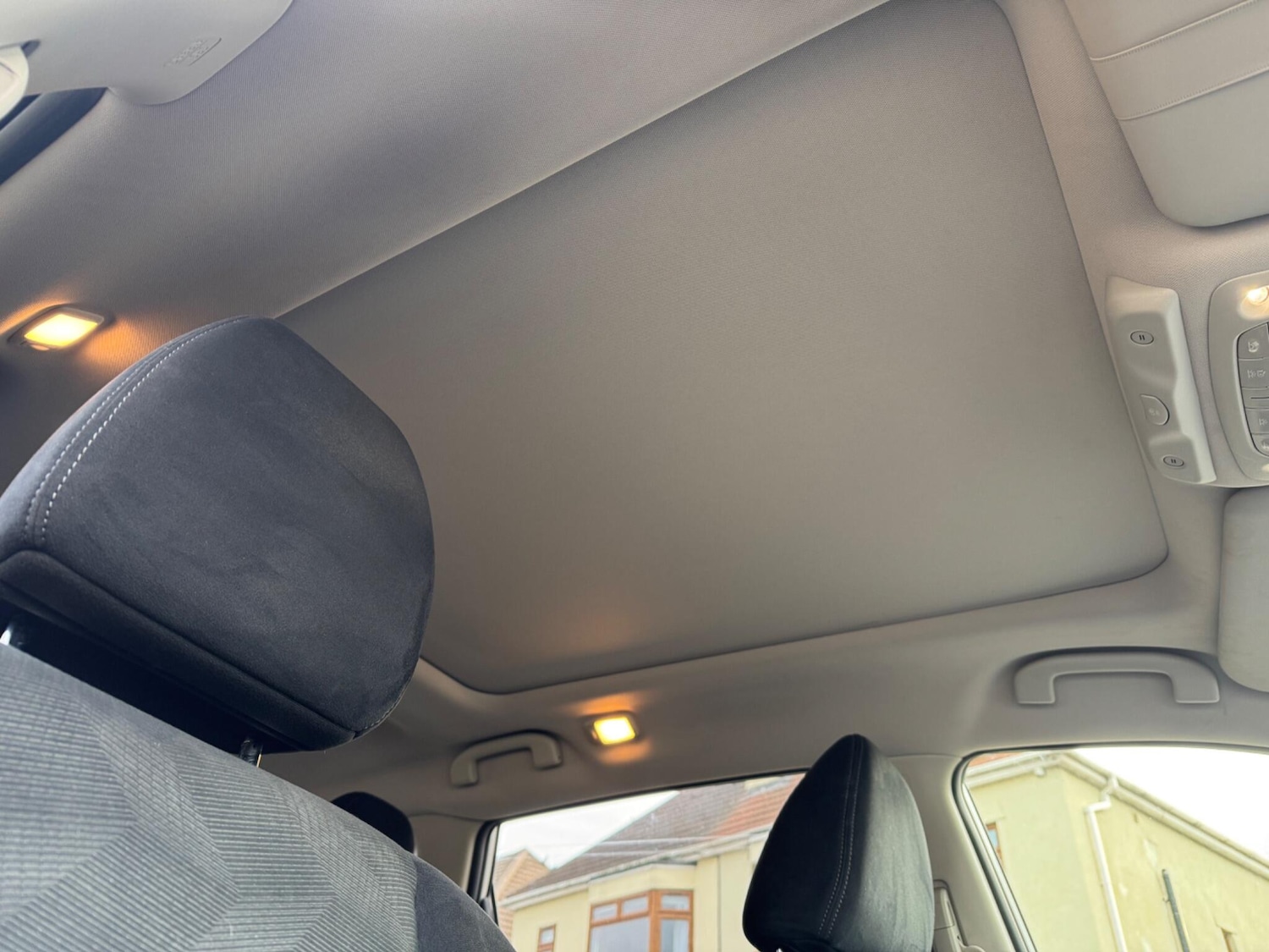 Used Nissan X-Trail 2017 for sale - 76965622: Photo 44