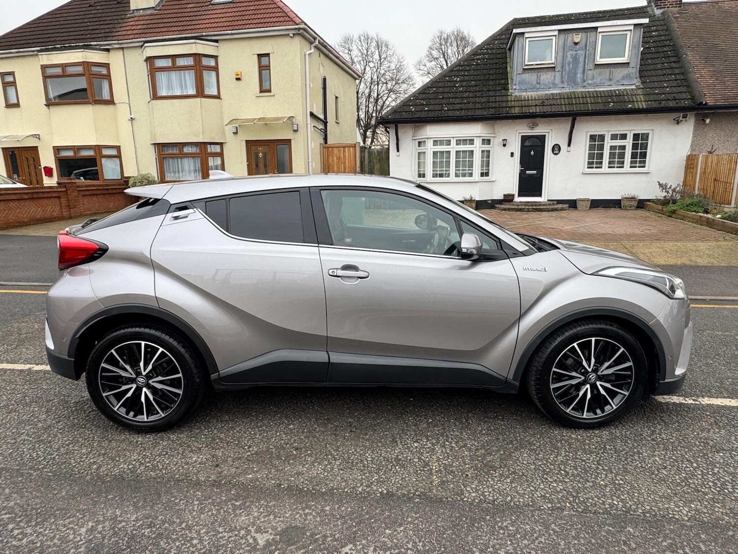 Used Toyota C-HR 2017 for sale - 77254963: Photo 14