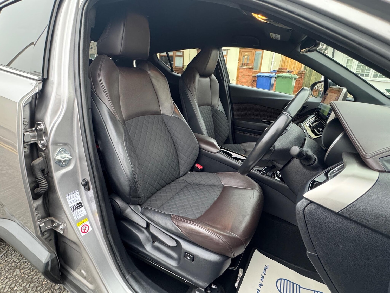 Used Toyota C-HR 2017 for sale - 77254963: Photo 19