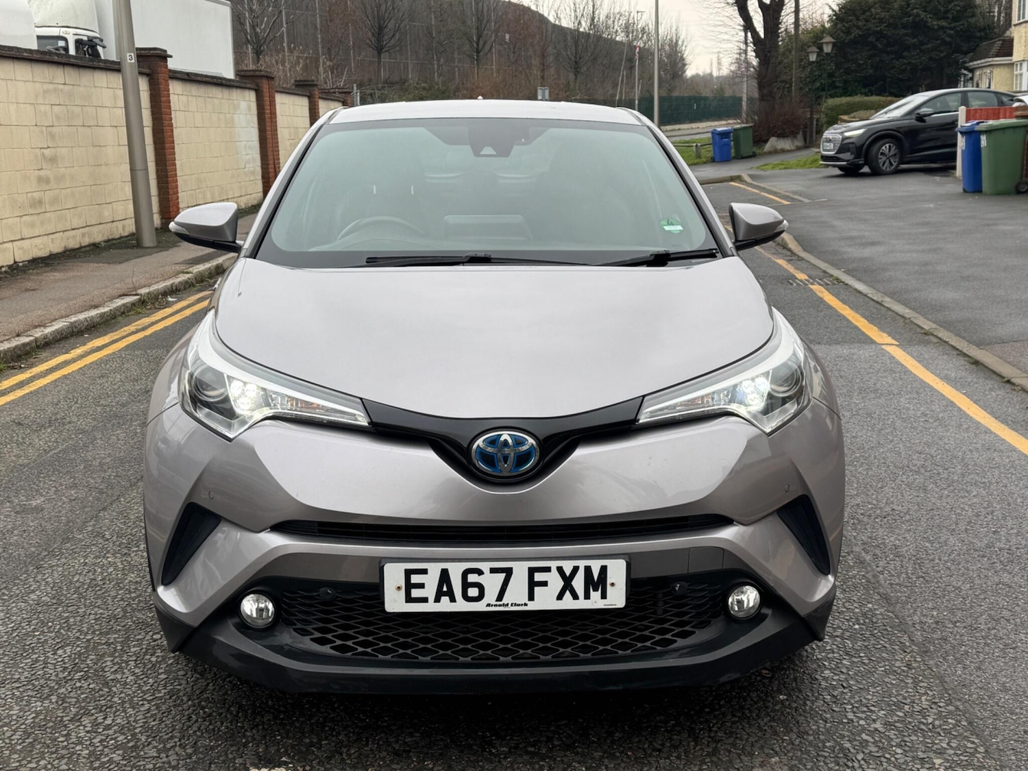 Used Toyota C-HR 2017 for sale - 77254963: Photo 3