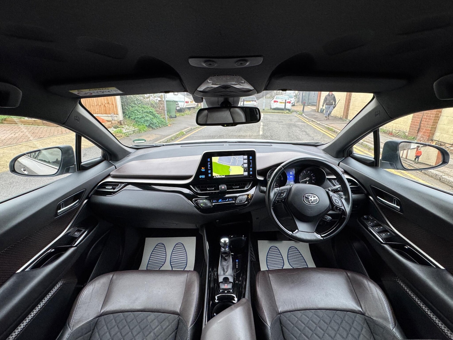 Used Toyota C-HR 2017 for sale - 77254963: Photo 36