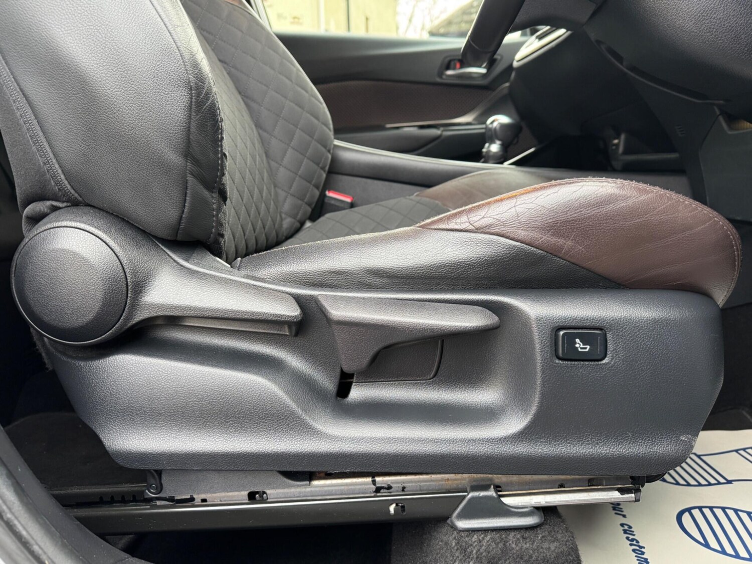 Used Toyota C-HR 2017 for sale - 77254963: Photo 39