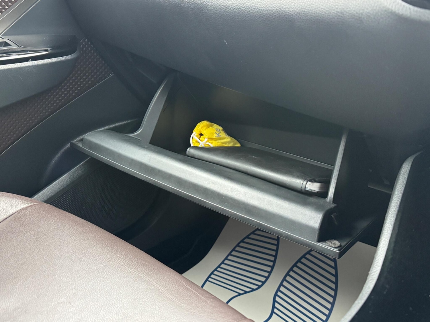 Used Toyota C-HR 2017 for sale - 77254963: Photo 47